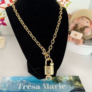 SOLD~Louis Vuitton lock n key